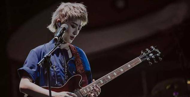 她用一首歌,让当初笑她的人都闭了嘴_曾轶可_曾哥_声音