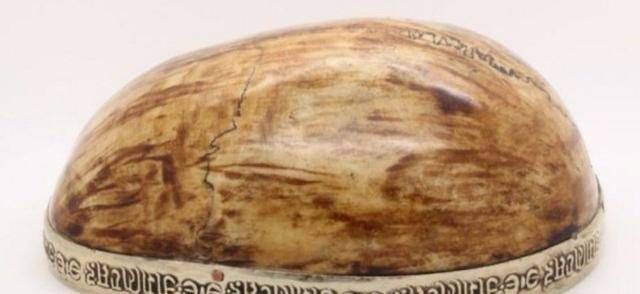 乾隆尸骨不全,康熙还在水中泡着,只有这位皇帝盗墓贼都绕道走_黄帝