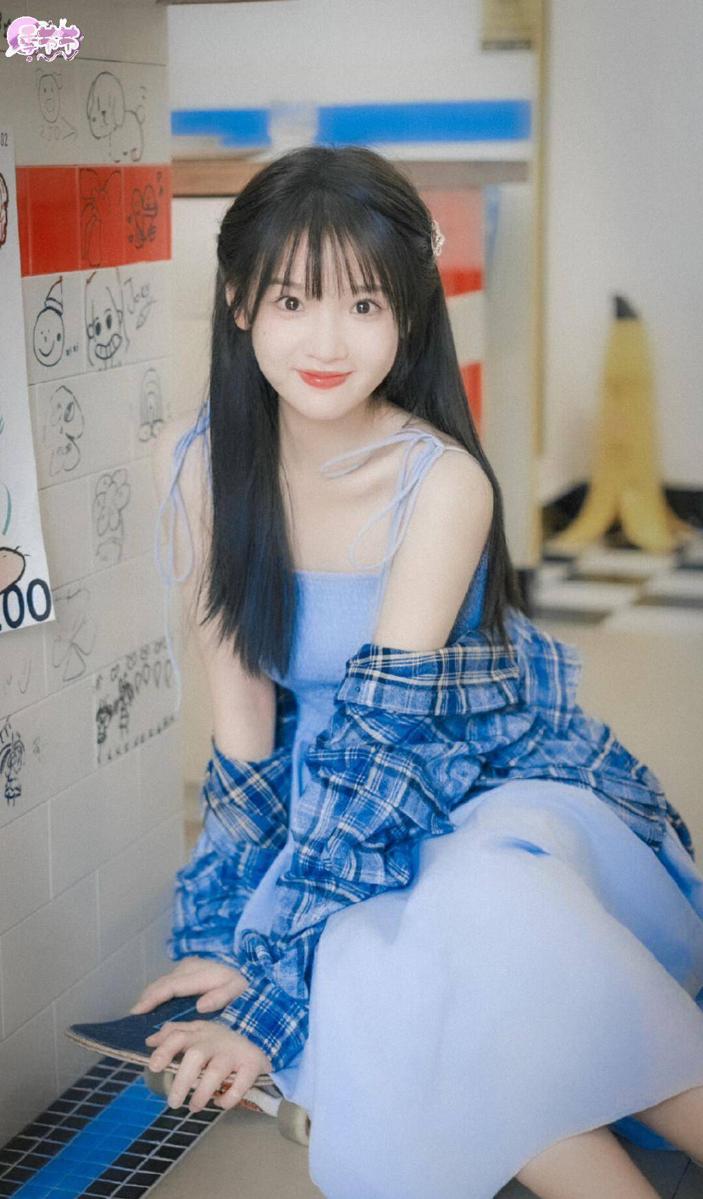 其实95花甜妹还真不少,沈月也算是代表之一吧,超