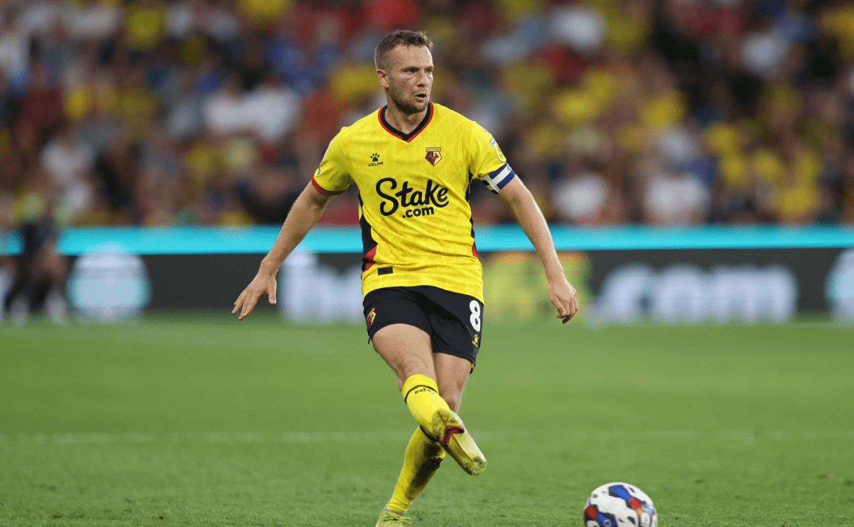 "我的身体让我失望了"——前曼联球星汤姆·克莱维利宣布 33 岁退役