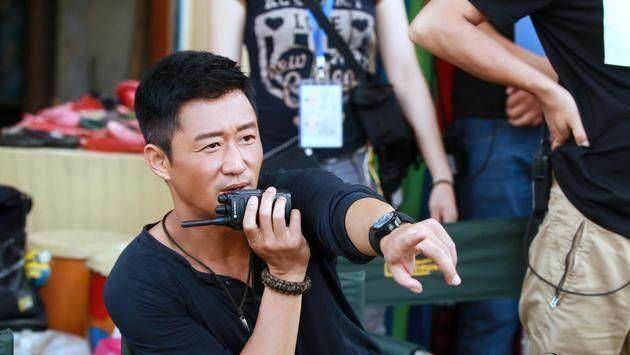 吴京弃好莱坞3000万片酬情怀让人钦佩,学经验拍《战狼3》岂不更好?