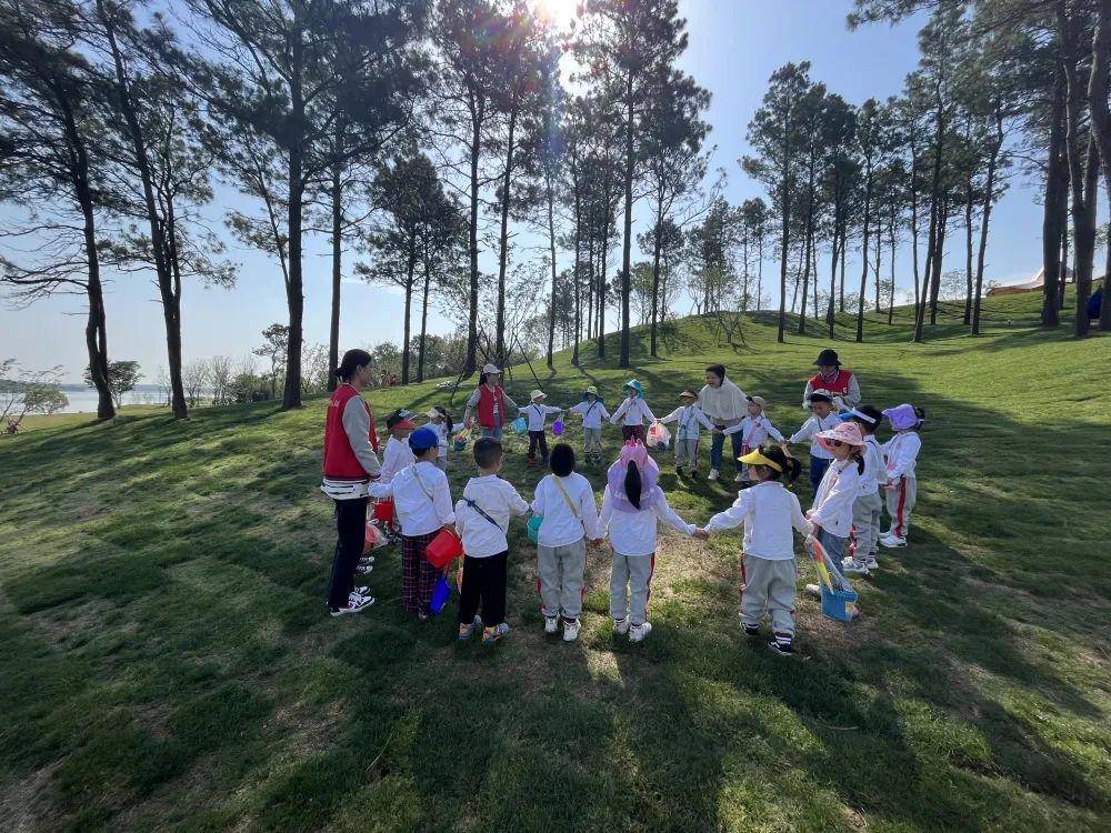 信阳马尔代夫夏日之约_夏日亲子游乐园_信阳哈敦国际幼儿园