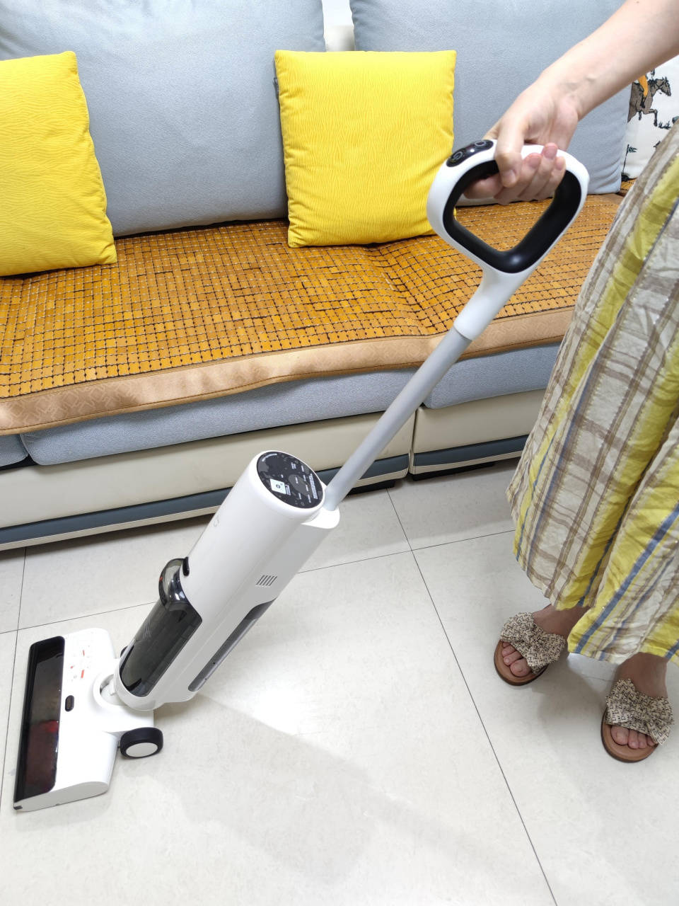 孝敬父母就给她们买一台集吸、拖、洗于一体的性价比米家无线洗地机2Lite!