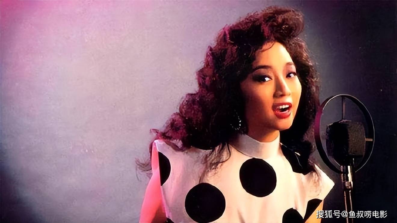 徐小凤的传奇人生:央视破格邀请,周润发刘德华跪拜致敬_香港_演唱会