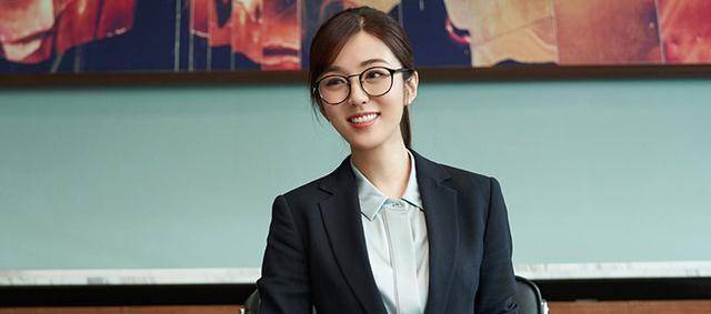 王晓晨《精英律师》中出演蓝兰惹争议,是演技不行还是角色不讨喜_热播