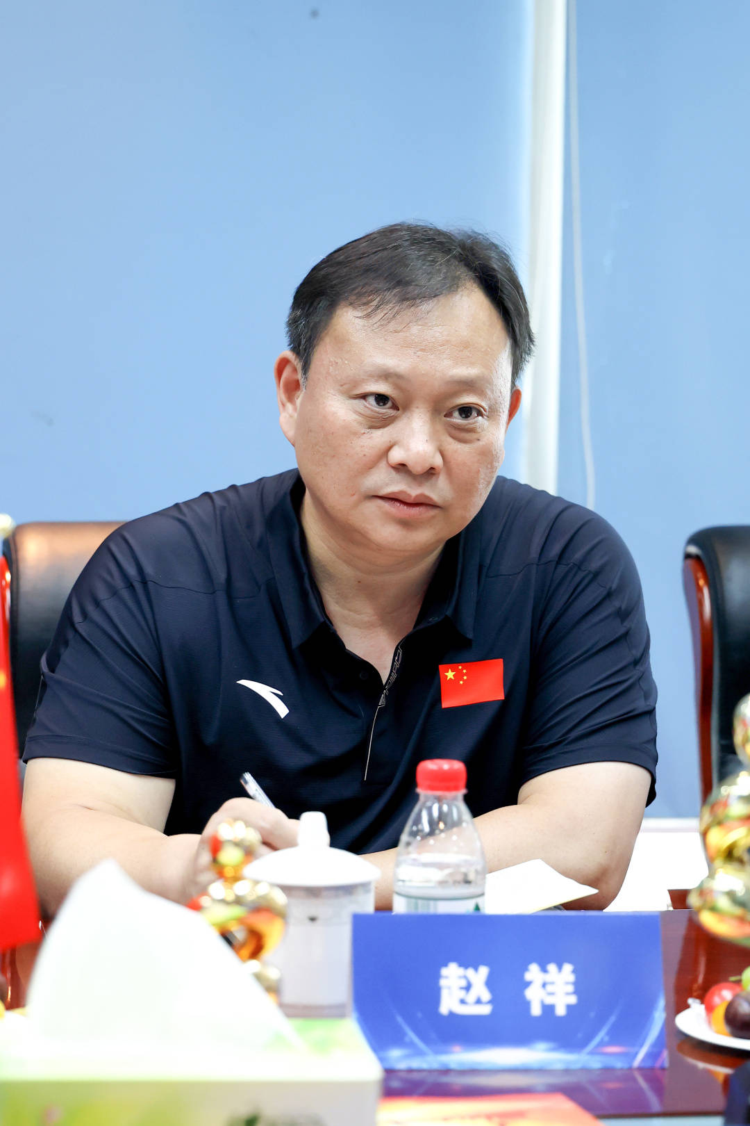 听过相关介绍后,赵祥副局长和贾玉芬副局长对民族原创体育及协会推动