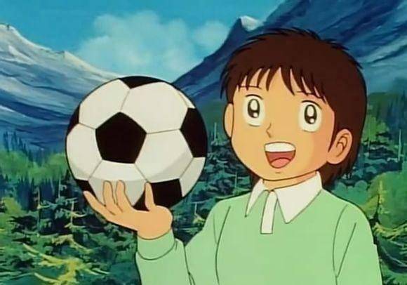 足球小将中他的天赋能力不弱主角大空翼,到后来只能去踢后卫_时期_的