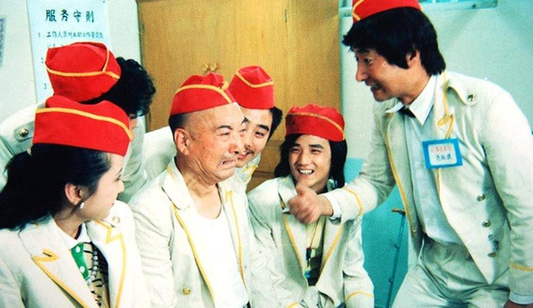 30岁上舞台,45岁与电视翻脸,陈佩斯现在怎么样了?_陈强_父亲_儿子