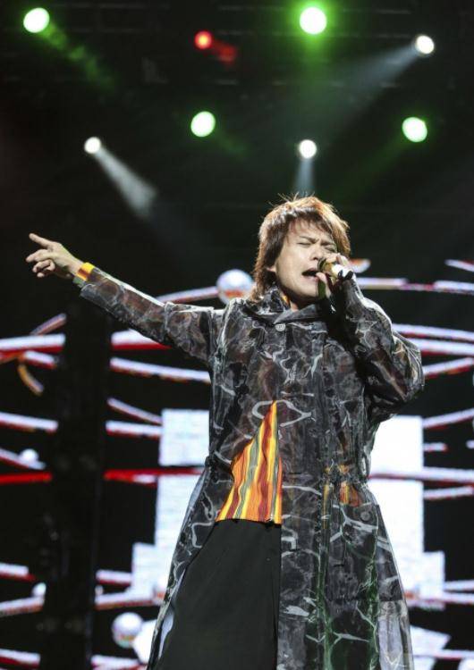 摇滚教父伍佰:出道30年,依然被90后疯狂迷恋,歌依旧经典_专辑_音乐