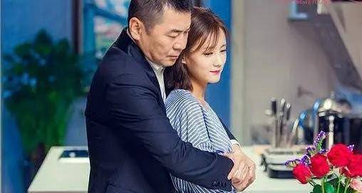 只为那一刻与你相见:显而易见的"扑街"霸总剧_观众_陆毅_李一桐