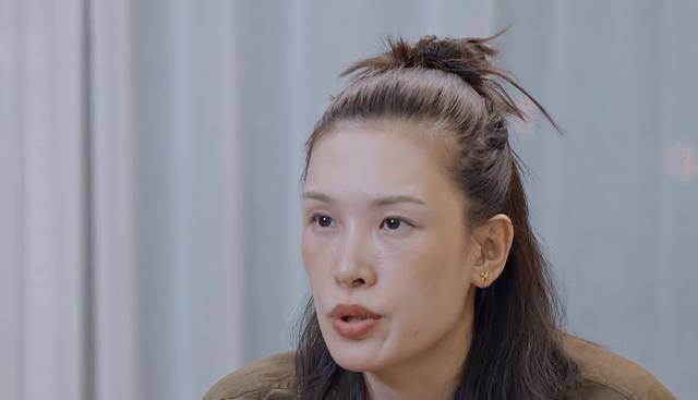 《再见爱人》婆婆算是好婆婆但kk有毒他是走剧本还是缺心眼?