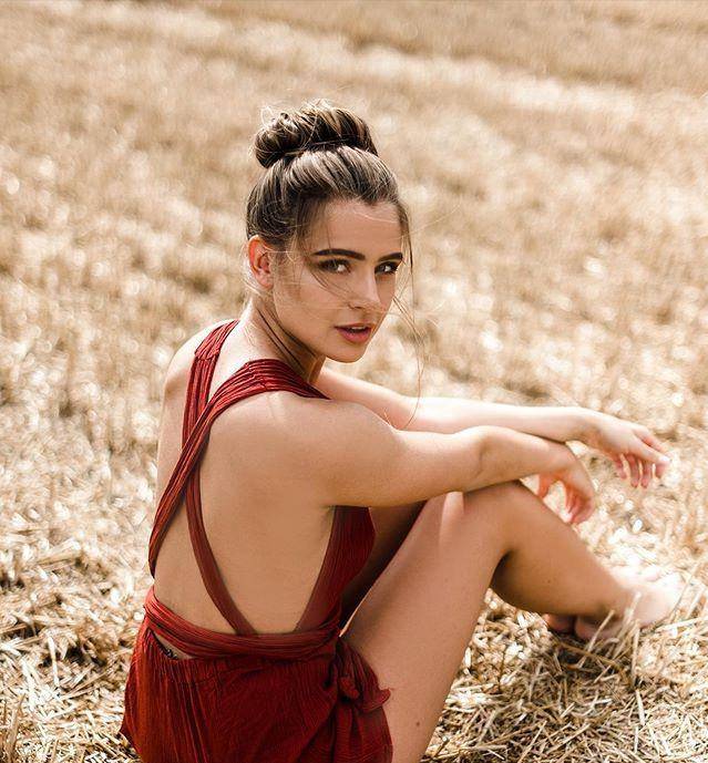 今日美女:优雅迷人的外国模特annavonklinski_时尚_克林斯基_安娜