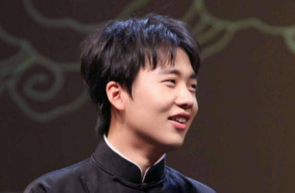 为啥不能大方承认!_回应_华晨宇_女生