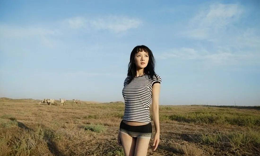 周显欣:我不是巩俐的赤裸裸的替代品,我有自己的名字!_观众_男人_表演