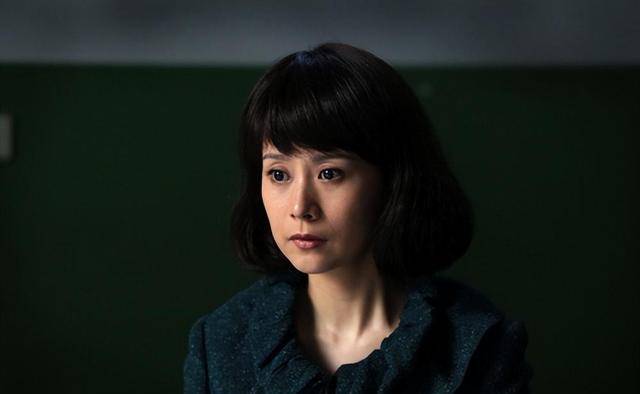 2013年,柏寒凭借《媳妇的美好时代》中 "曹心梅"这一角色,荣获电视剧