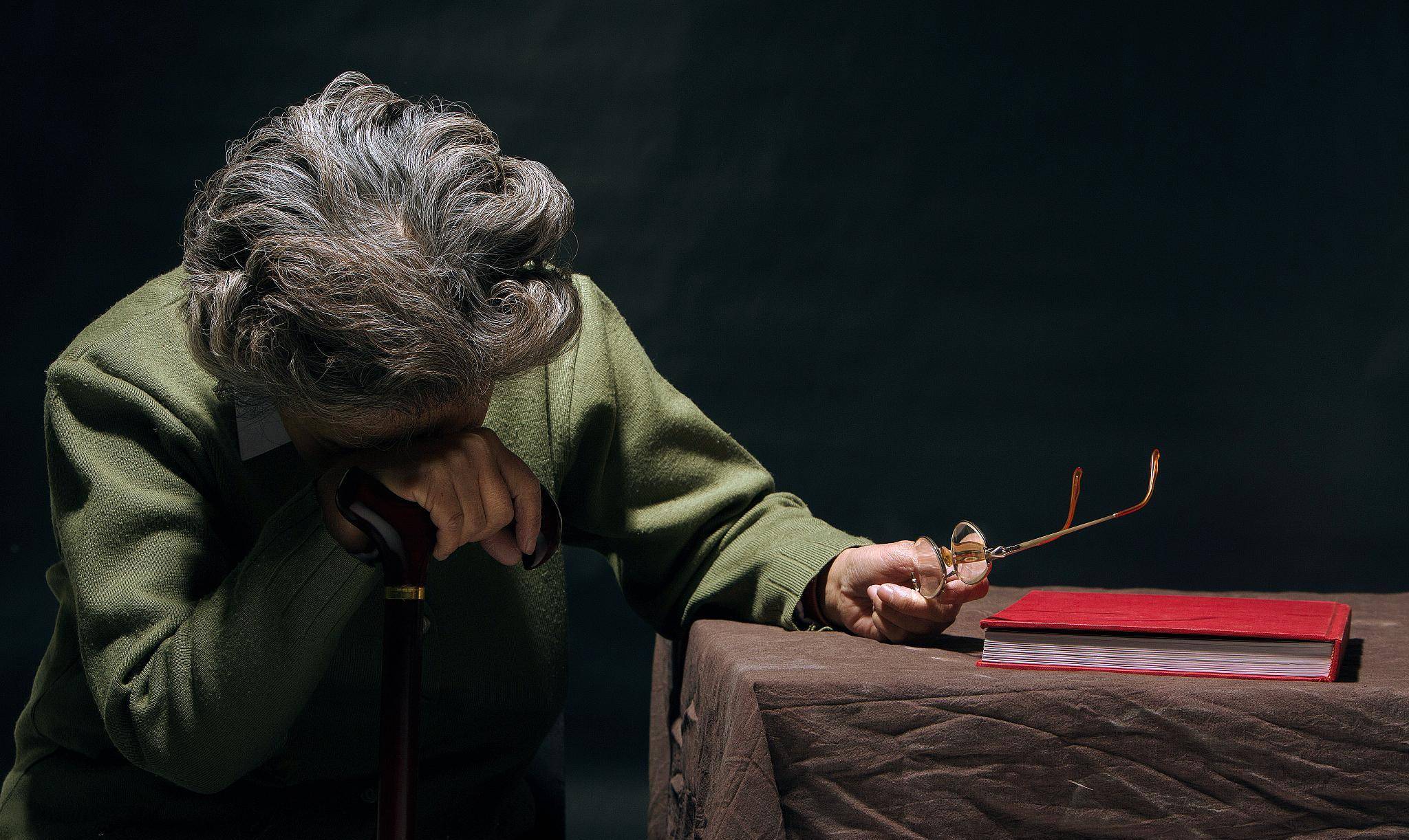 苏州一位老人去世:是无助的悲伤,还是孩子的不听话?_叶姐_妈妈_邻居