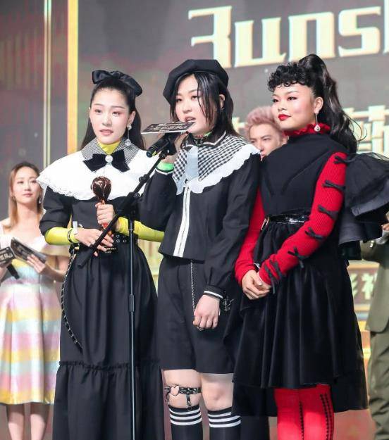 还记得cindy吗?刚出道吐槽不好看,今瘦身成功美到认不出!