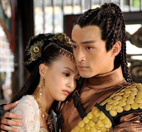 古力娜扎新人小白演技挨批,胡歌挑战宇文拓,唐嫣则霸气侧漏_轩辕剑