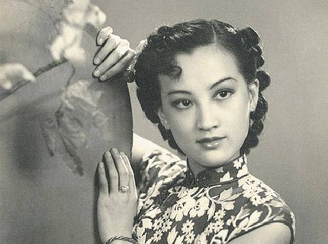她曾是上海最红女星,怀孕时被两任丈夫抛弃,37岁时就孤独死去_周璇