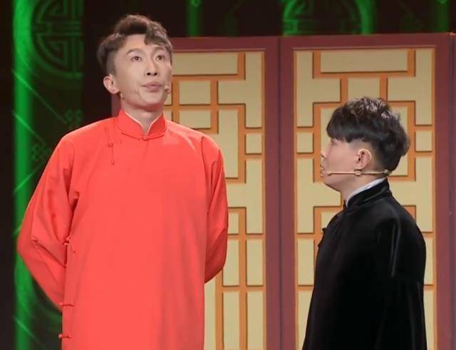 叶逢春真剃头张鹤伦看傻眼,卢鑫玉浩10票之差输到心服口服_辛杰_作品