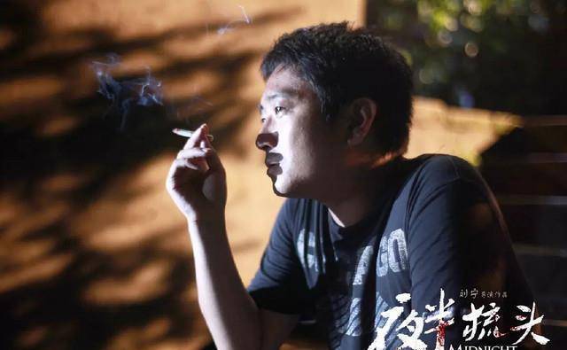 听起来其实还蛮恐怖的,特别是当故事的男女主人公住在一个深山的别墅