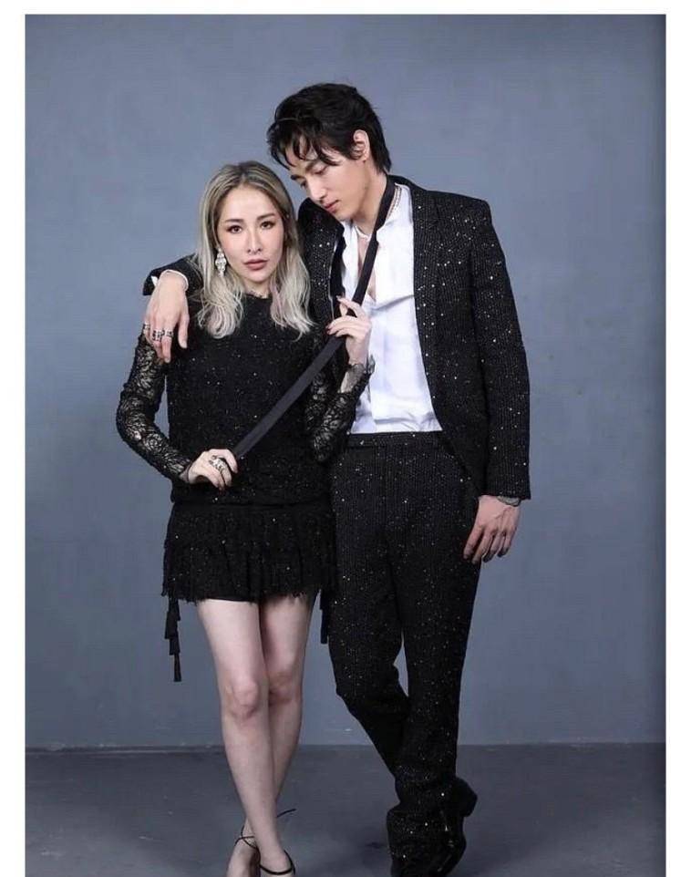 萧亚轩自曝近况:脸部暴瘦到崎岖不平,与小16岁男友分手!