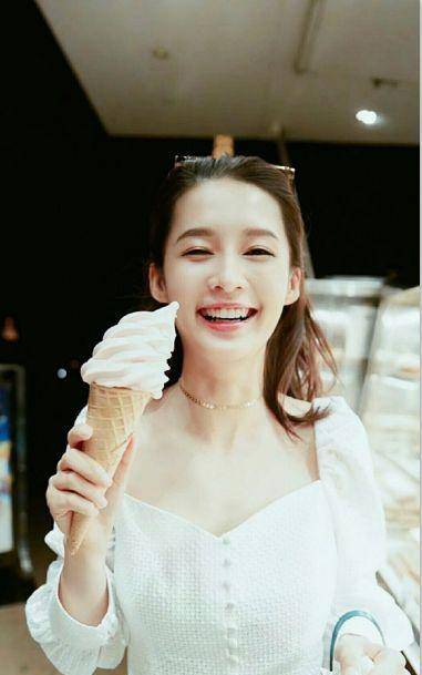 李沁:被秘密培养了九年的人才,转身进入娱乐圈,理由是_戏曲_杜丽娘