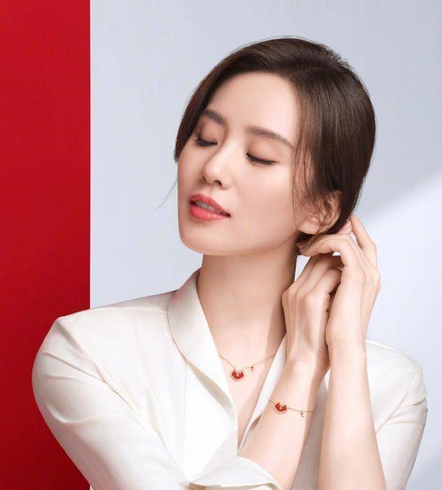 深度解析酷美人刘诗诗的颜值_鼻子_漂亮_脸型