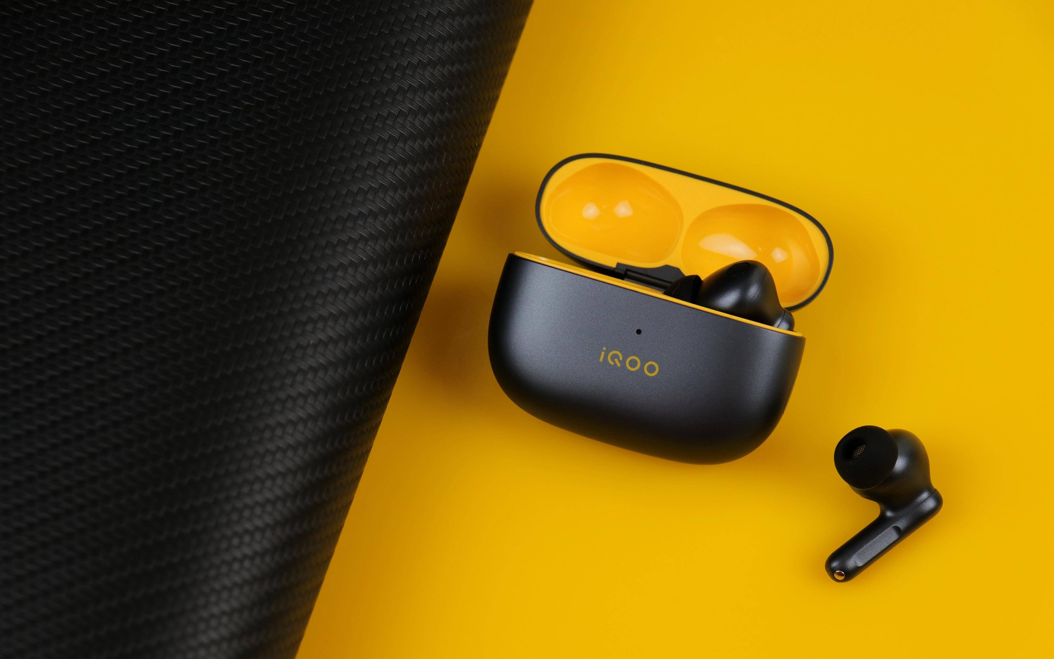 1200kbps超无损音质,iqoo tws1耳机来了!_续航_功能_定制