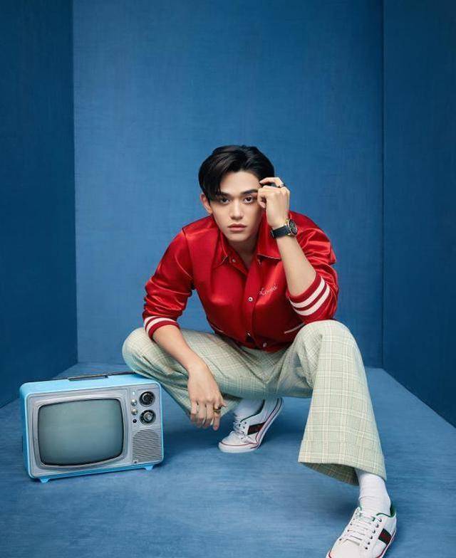 黄旭熙被中韩粉丝联手实锤,将粉丝当成后宫_女生_嫂子_证据