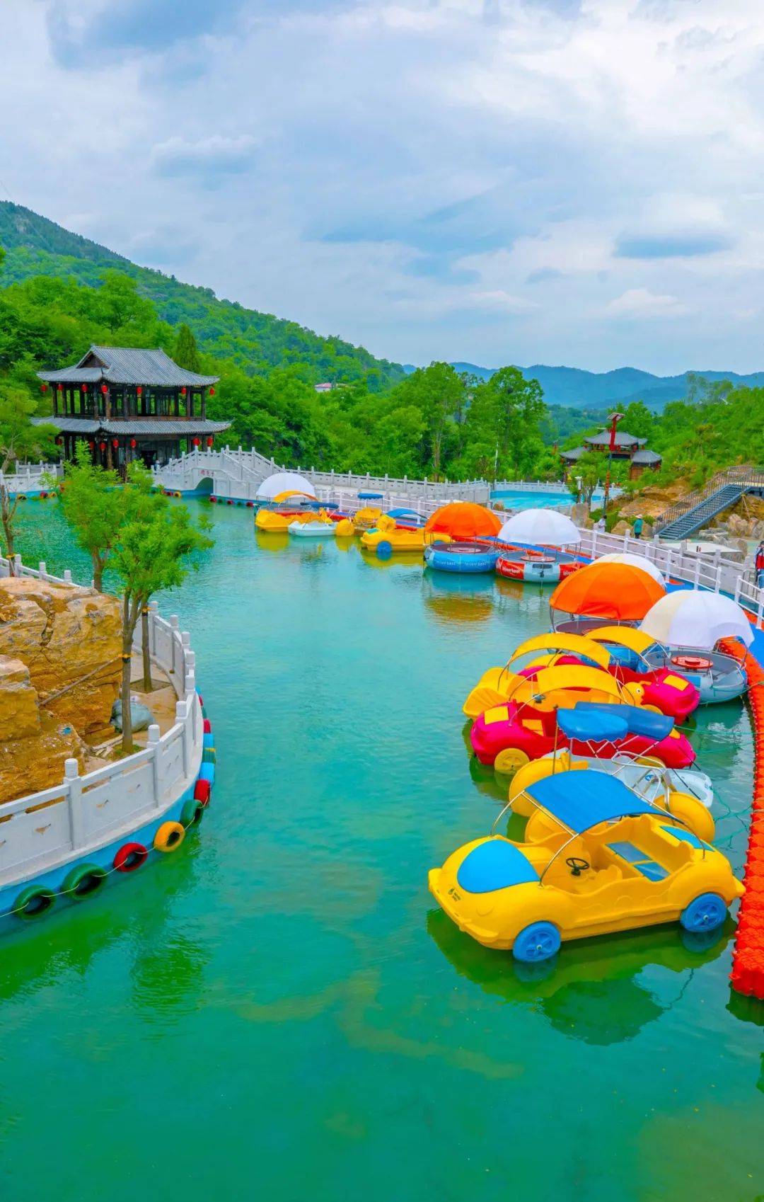 雨后走进山间,"水上过山车",开漂