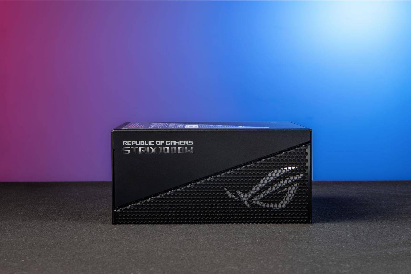 rog雷鹰aura电源:神光同步和atx 3.0高规格_pin_线材_设计