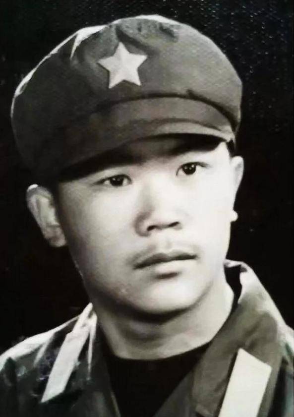 1984年,首个攻上老山主峰的战士被授予一等功,却被拒绝:我有愧_张志平