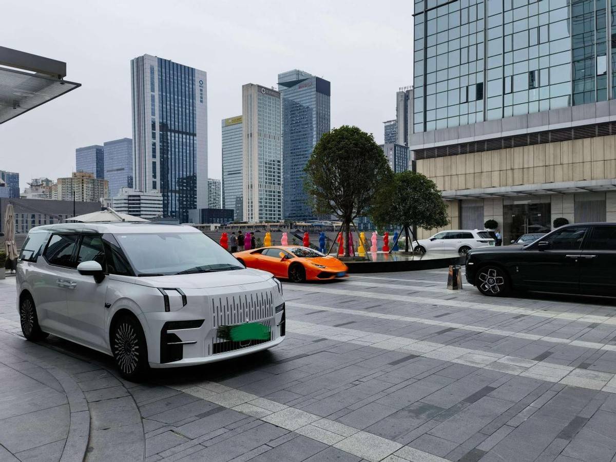 最新车主画像出炉,极氪009豪车地位坐实_搜狐汽车_搜狐网