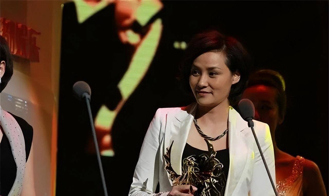 53岁奥运冠军近况:穿着朴素,获70余枚金牌_高敏_跳水_孩子