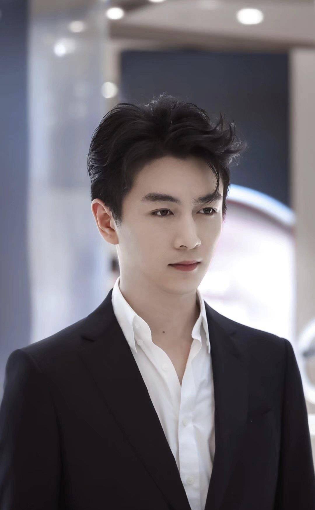 赵丽颖搭档的5位男星,有人遁迹销声,有人再度翻红_张翰_作品_生活