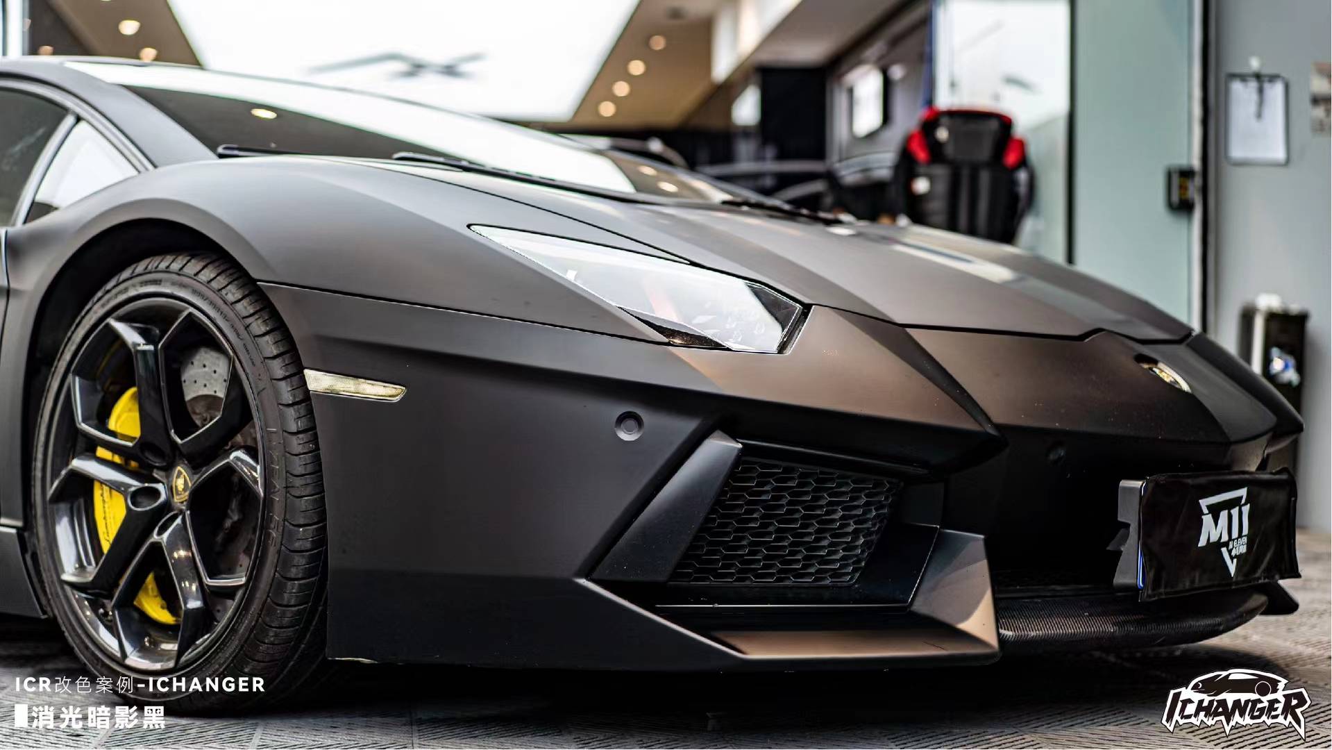 兰博基尼大牛ichanger改色膜消光暗影黑,霸气侧漏的暗影黑