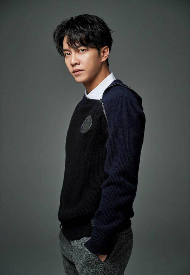 综艺《无名歌手战》:李升基出道曲成功的时候,陷入了低谷!