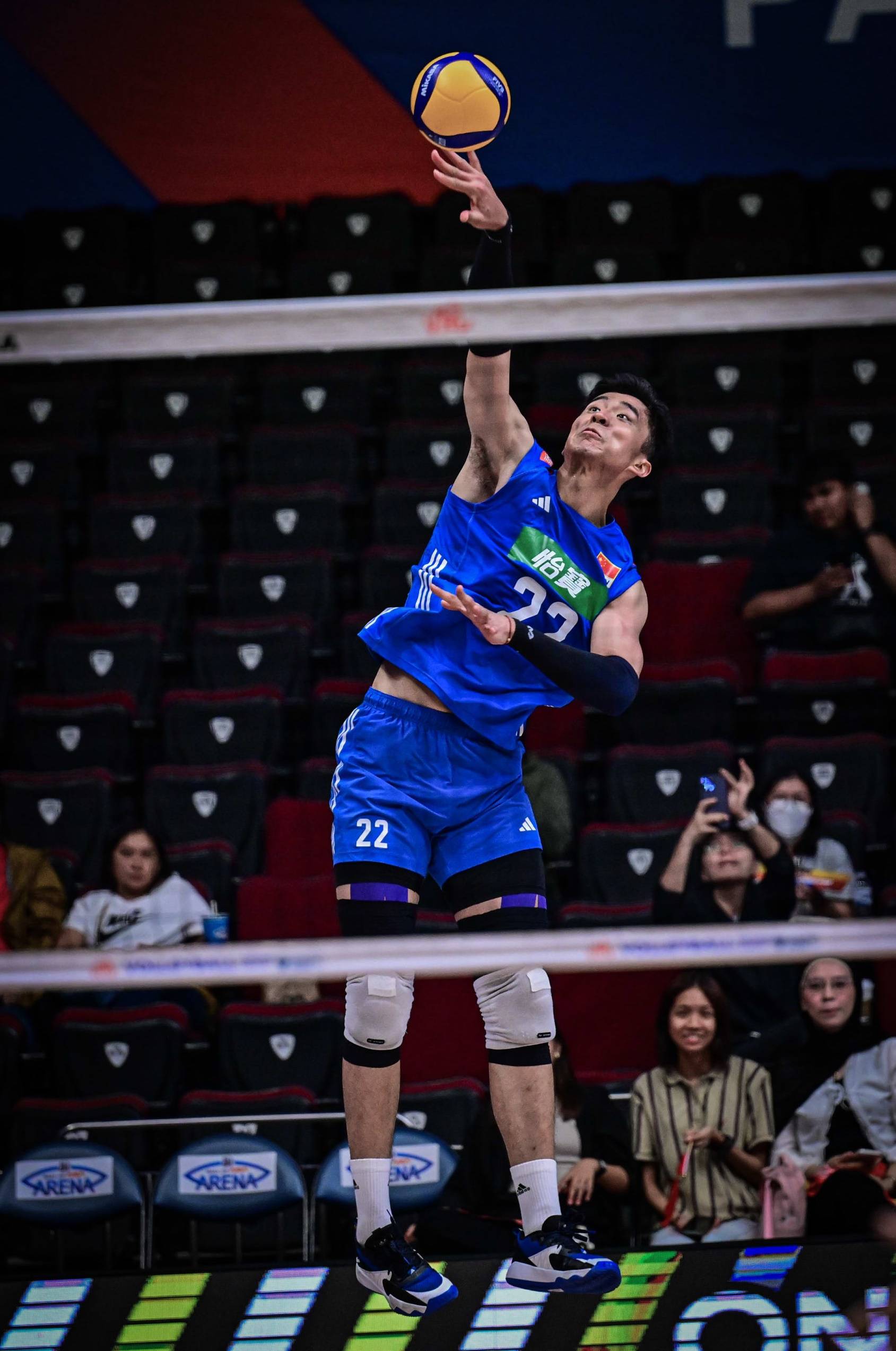 中国男排1:3斯洛文尼亚技术统计,张景胤斩获本队最高的16分_失误_得分