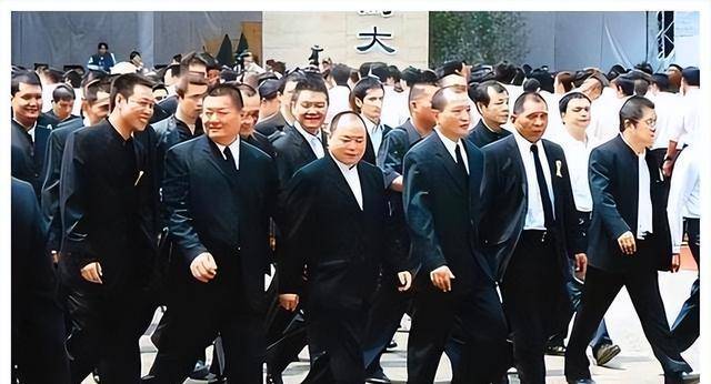 台湾竹联帮大佬张安乐:一人撬动整个台湾,年过半百力挺两岸统一_帮会