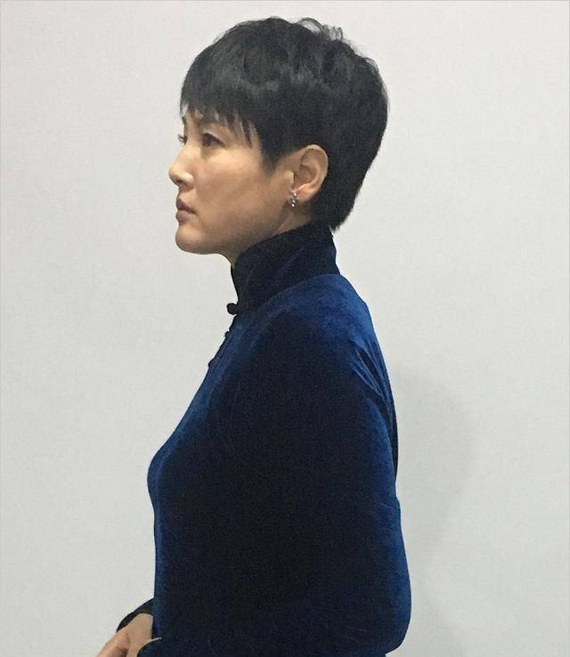 "男人婆"张延近照,留了多年的短发依旧干练,岁月沧桑容颜不败_记忆_能