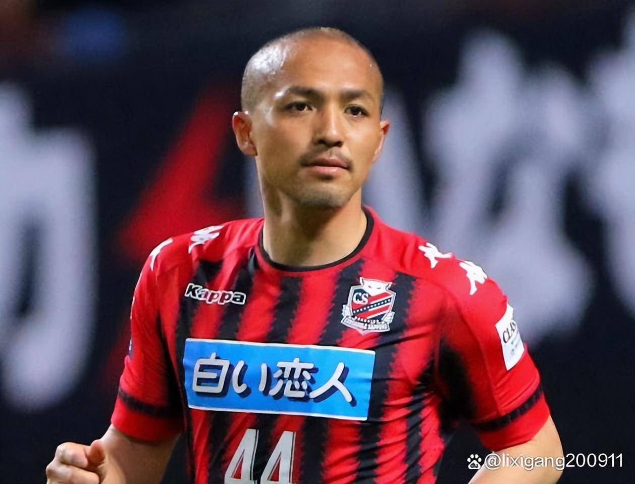 日本5位亚洲足球先生:一人两获殊荣,一人56岁还在俱乐部踢球_联赛