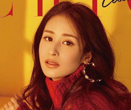 颖儿郭碧婷逛街美照,一个穿4万,一个穿7400,宛如仙女下凡_身材_一身