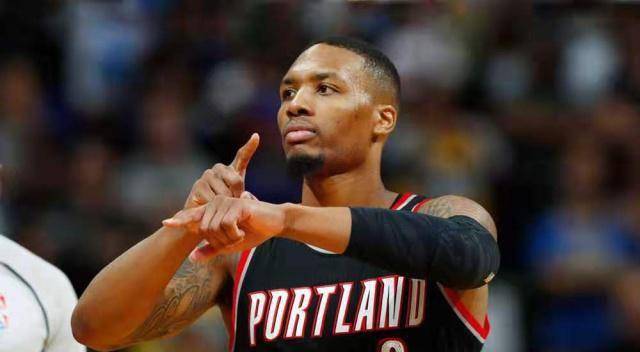 31 5,安吉的谈话很有用,欧文却还是输了,绿军主场遭遇球迷嘘声_拉德