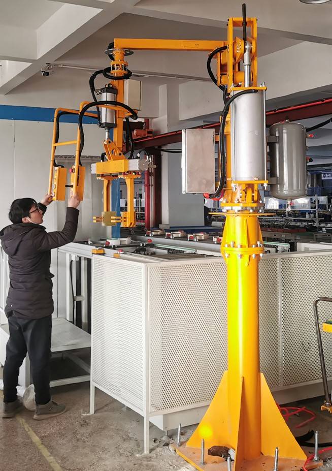 高刚性硬臂式助力机械抓手 升降搬运助力装备