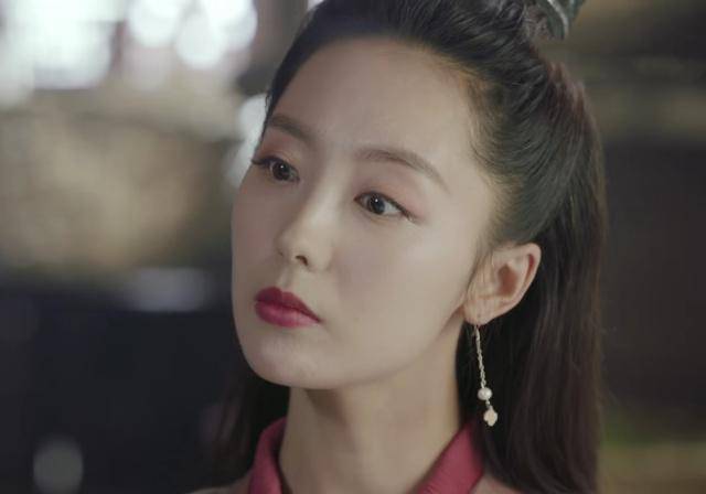 这不仅让祝绪丹成功进入了观众的视线,并且还让饰演丁敏君的陶珞依