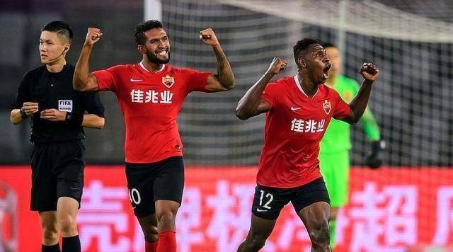 第74分钟,吕海东传中,马里头球破门完成梅开二度,第76分钟,王成快左脚