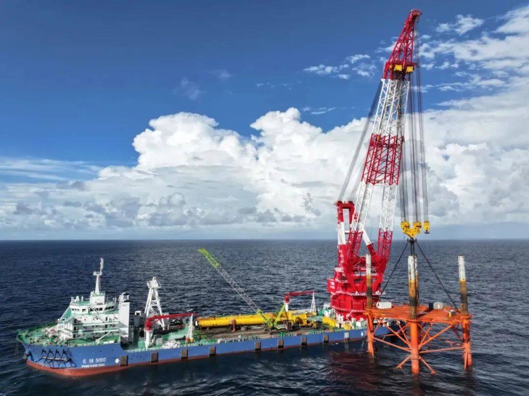 "长胜5000"起重船首秀成功_项目_惠州_施工