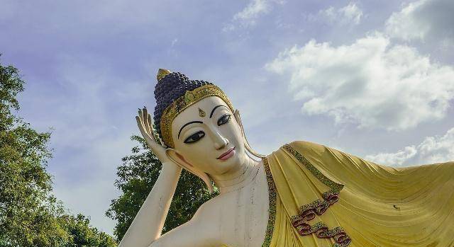 佛有三身:法身清净无为,报身平等不二,化身善于分别_智慧_镜子_时候