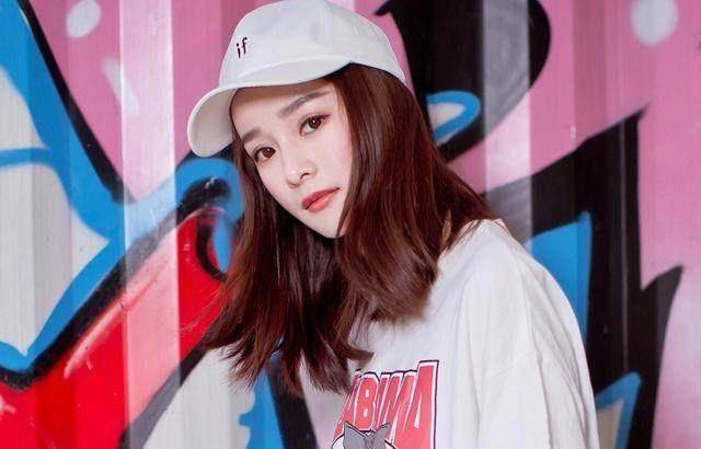 此人竟敢公开怼杨幂究竟是怎么回事?_替身_卓亨瑜_截图
